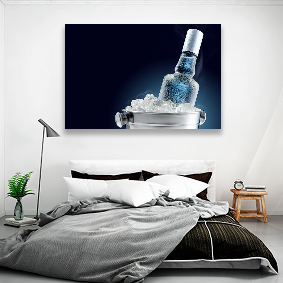 Vodka Sobre Cubeta Con Hielos