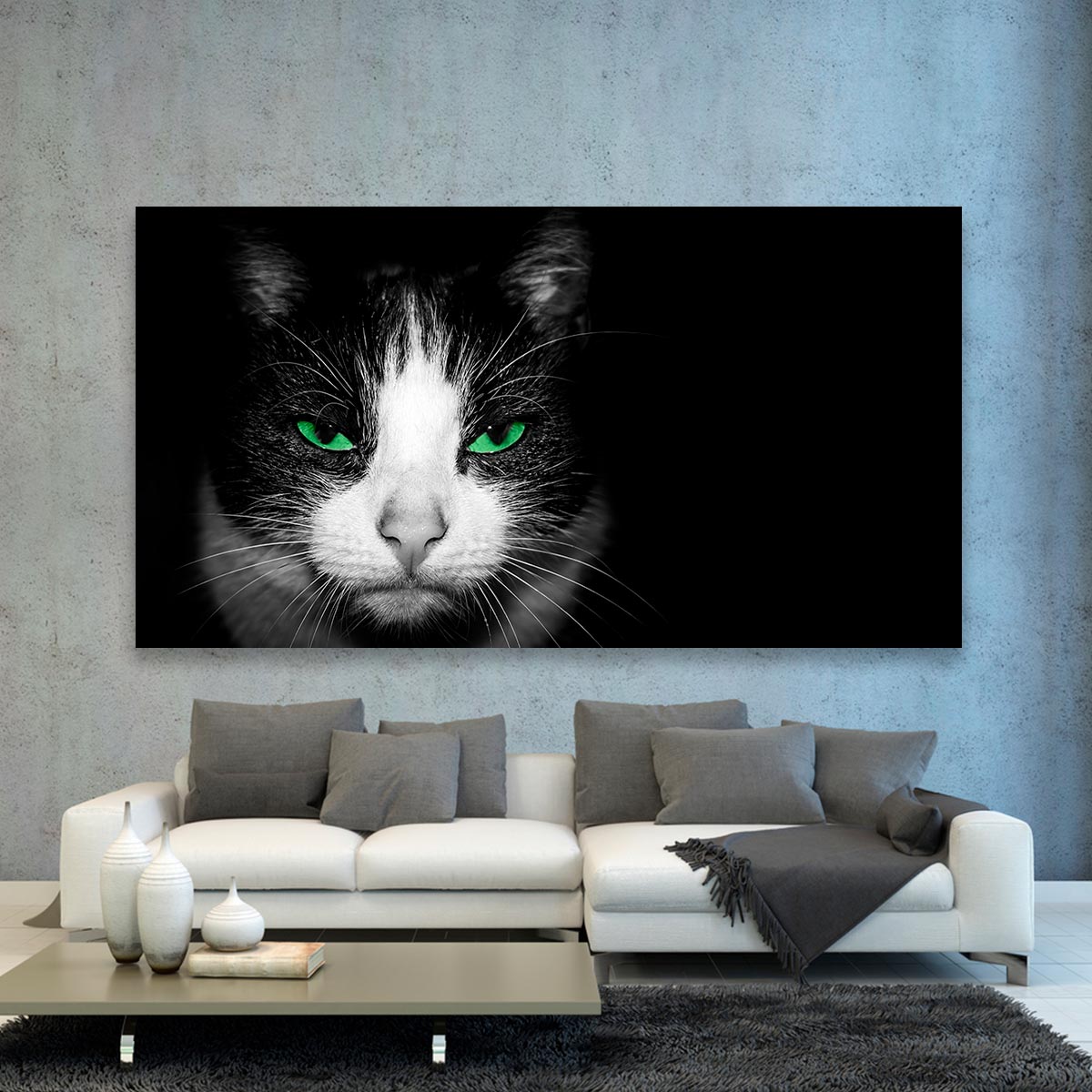 Gato con ojos verdes
