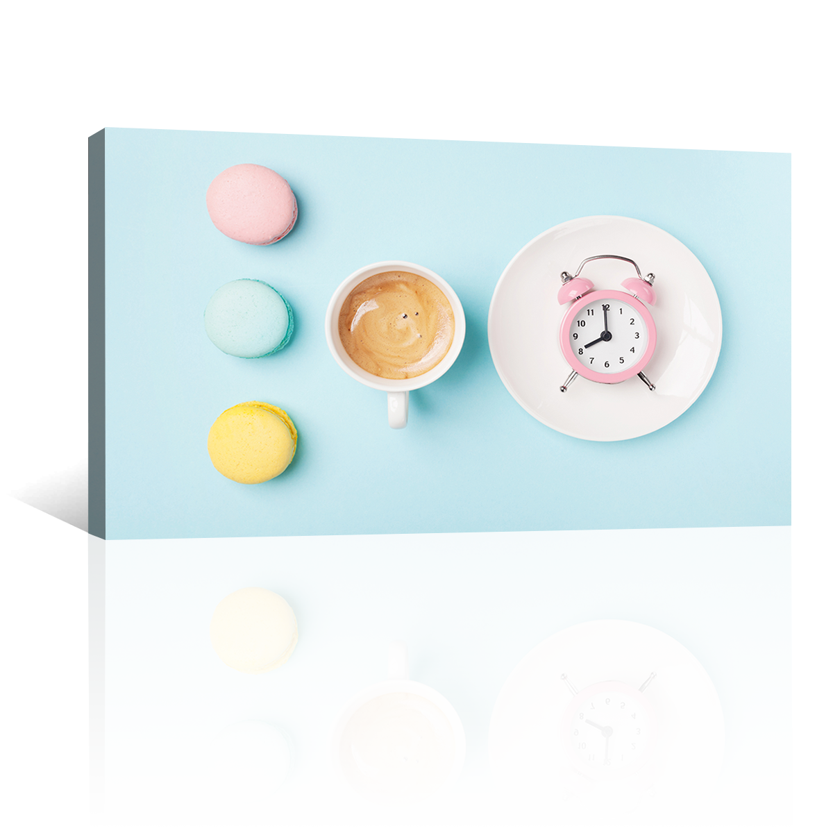 Café Con Dulces Y Reloj Despertador