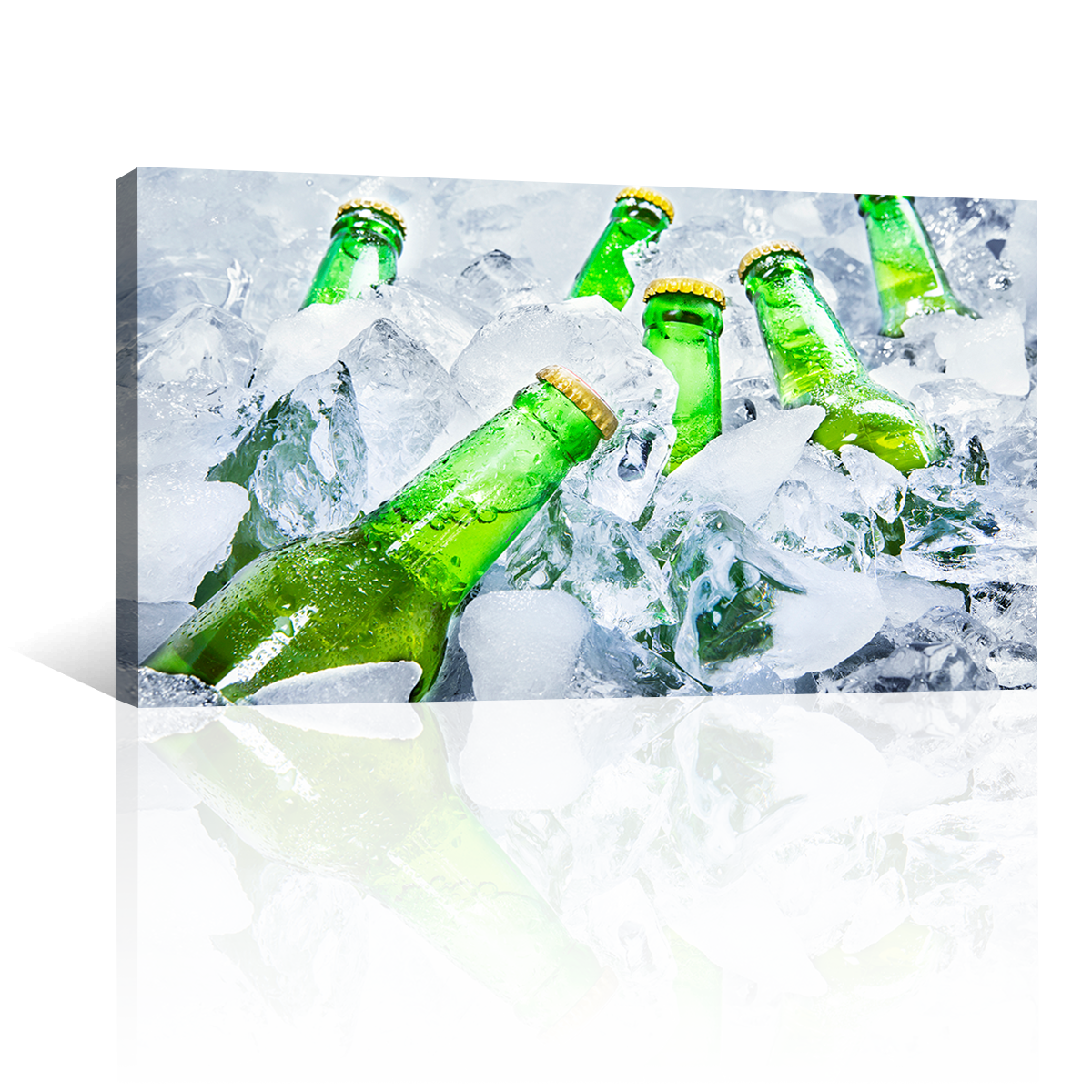 Cerveza En Botellas Entre Hielos