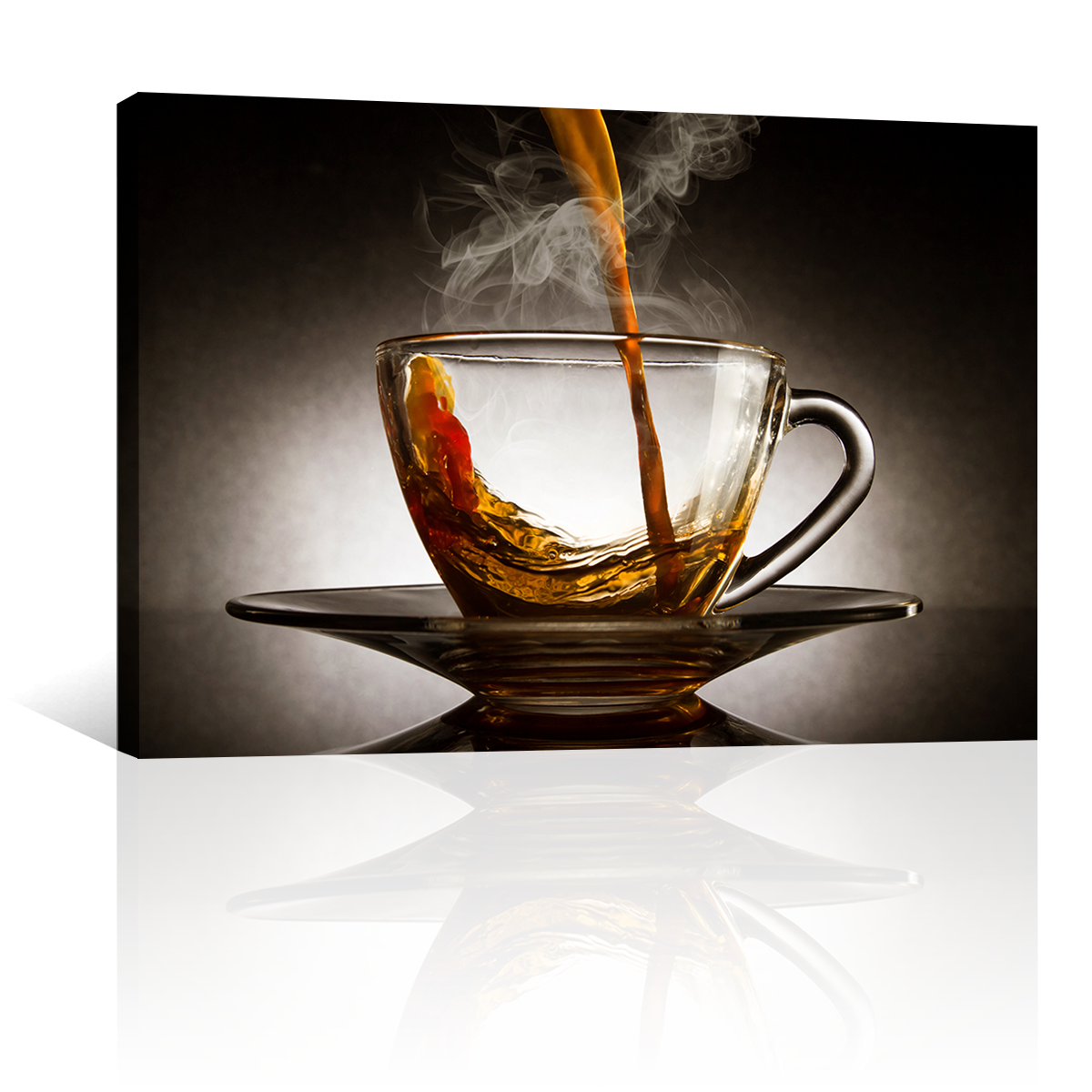 Café Cayendo Sobre Taza De Vidrio