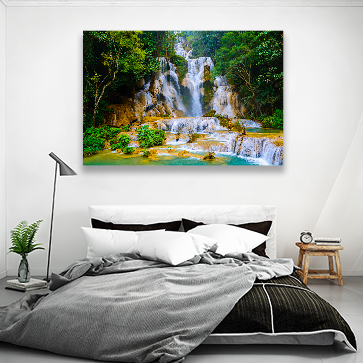 Cascada Triangular Azul