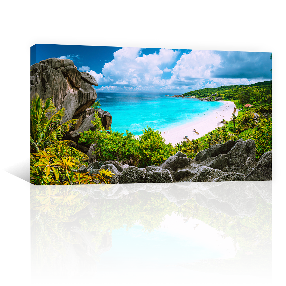 Playa Con Mar Turquesa