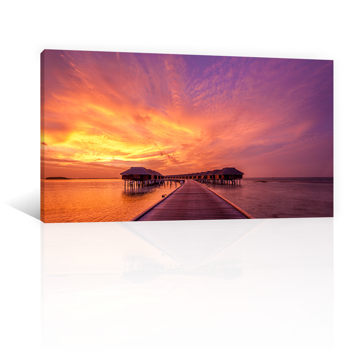 Playa Con Muelle Madera