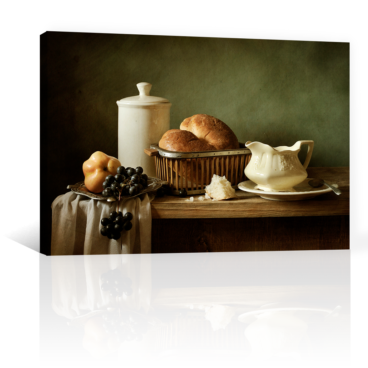 Pan Y Fruta En Porcelana