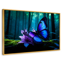 Cuadros Decorativos Canvas Revolution | Alas Entre Arboles | Rectangular | Portada | Marco Dorado