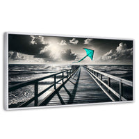 Cuadros Decorativos Canvas Revolution | Aventura En Viento | Panoramico | Portada | Marco Dorado