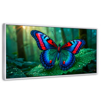 Cuadros Decorativos Canvas Revolution | Mariposa De Selva | Panoramico | Portada | Marco Dorado