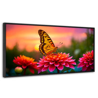 Cuadros Decorativos Canvas Revolution | Mariposa Radiante | Panoramico | Portada | Marco Plateado
