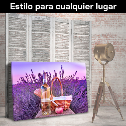 Vino Blanco Con Canasta De Picnic
