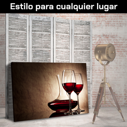 Vino Tinto En Decantador Y Copas