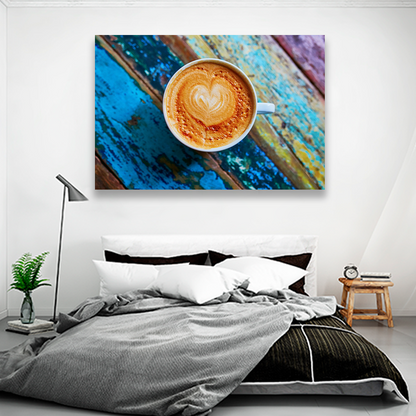 Café Con Corazon Y Mesa De Colores