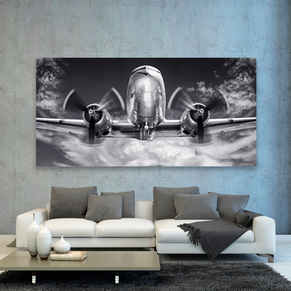 Avion Metalico En Las Nubes