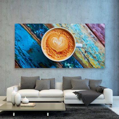 Café Con Corazon Y Mesa De Colores