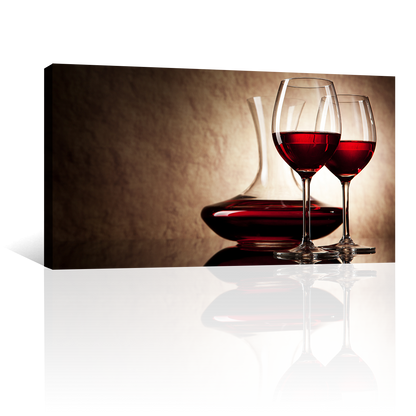 Vino Tinto En Decantador Y Copas