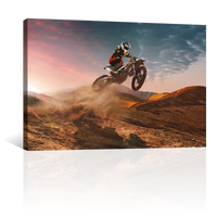 Motocross Saltando Las Dunas