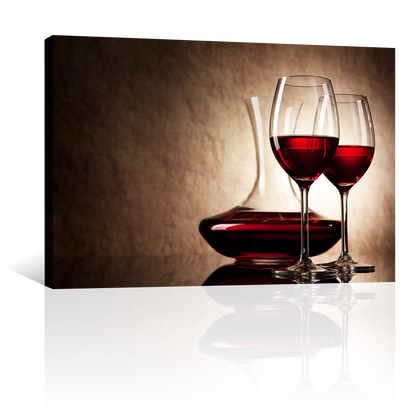 Vino Tinto En Decantador Y Copas