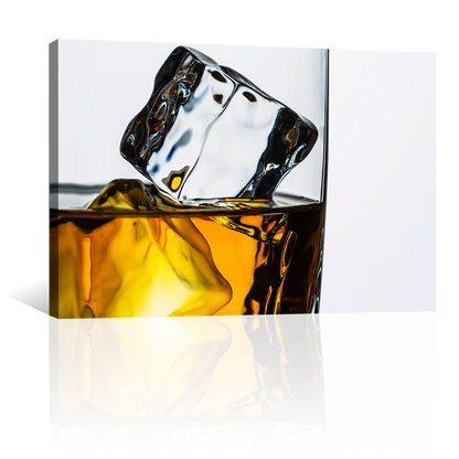 Whiskey A Las Rocas En Vaso