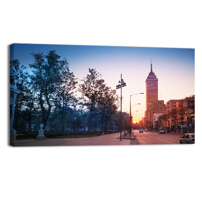 Sobre Avenida Juarez