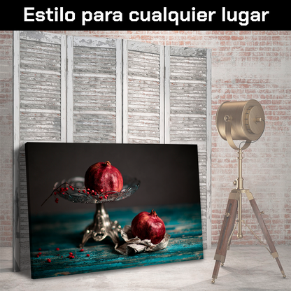 Granadas Rojas En Copa