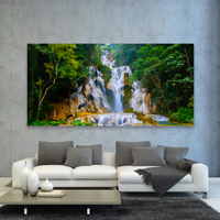 Cascada Triangular Azul