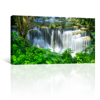 Cascada En Verde