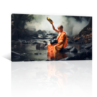 Niño En El Rio