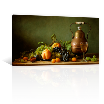 Frutas Y Laton Sobre Mesa