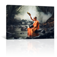 Niño En El Rio