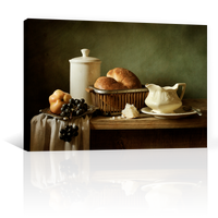Pan Y Fruta En Porcelana
