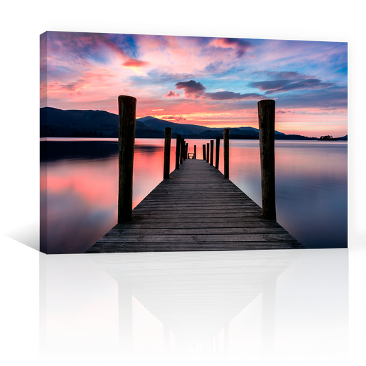 Lago Atardecer Vibrante