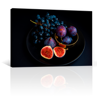 Higos Ciruelas Y Uvas